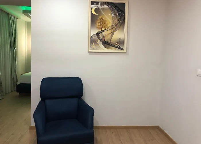 In Center アパート